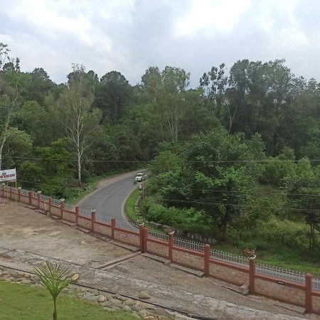 Ri Shat Sngi Orchid Resort By World Choice Shillong Extérieur photo